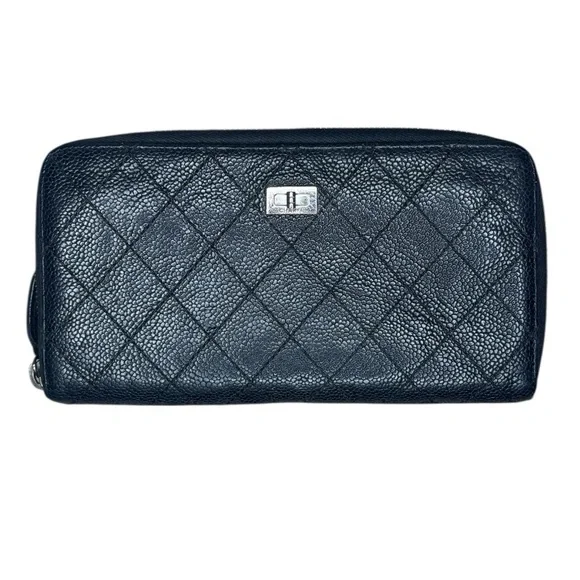 Chanel Reissue Matelasse Caviar Wallet - Picture 3 of 8